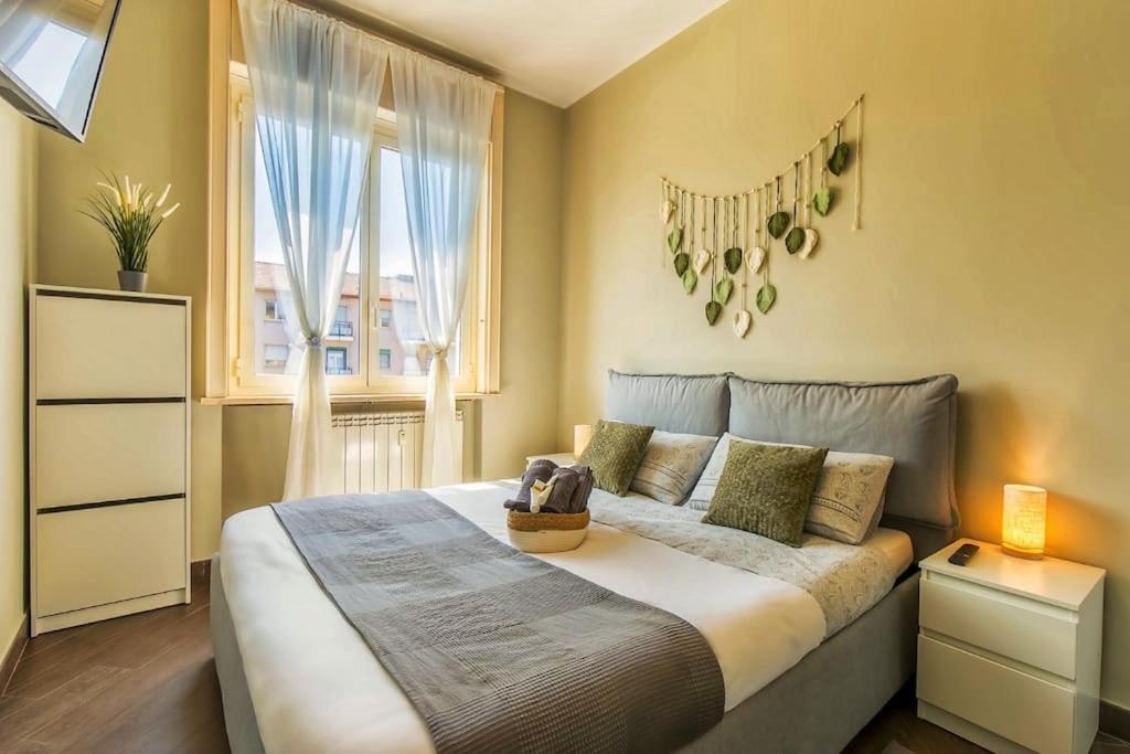 Appartement Exclusive & Strategic 2-bedroom Apartment, 50m From M4
